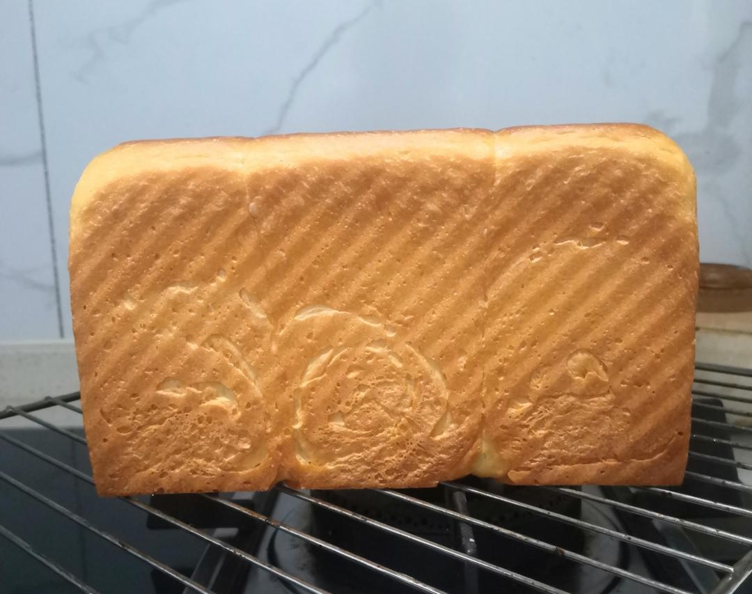 牛奶软面包