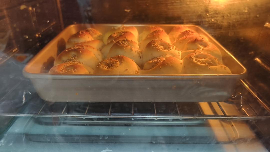 脆底蜂蜜小面包