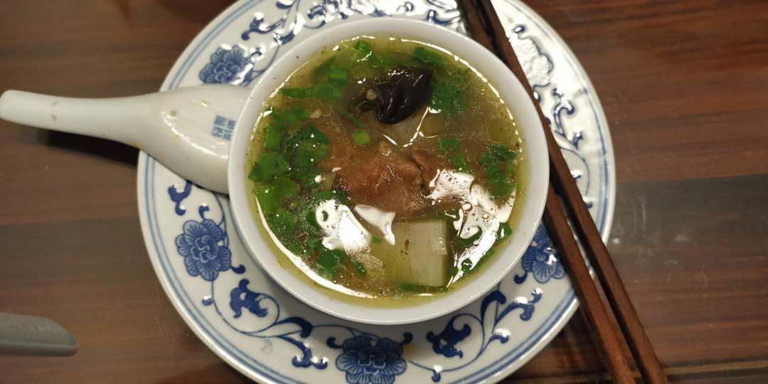 清汤萝卜炖牛腩