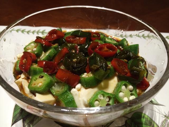 秋葵凉拌豆腐的做法