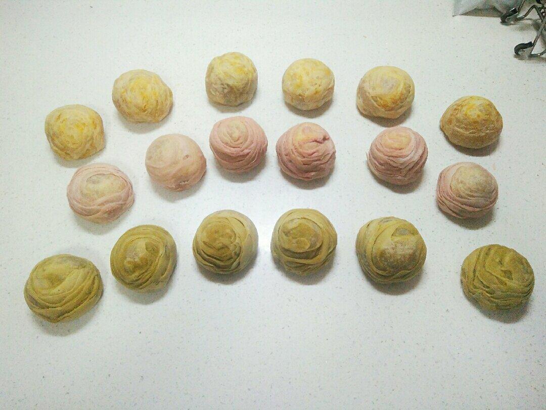 彩色蛋黄酥