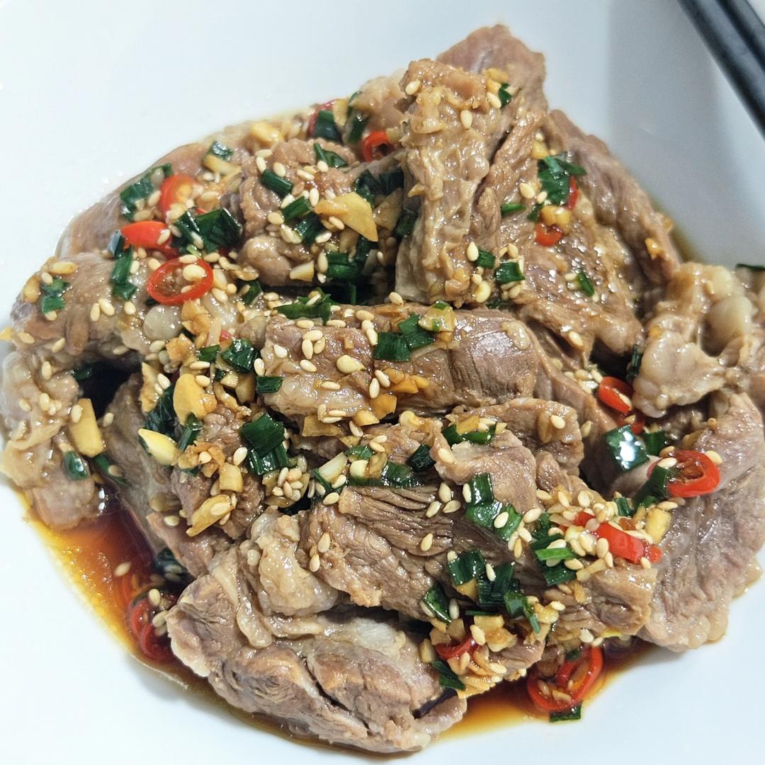 🐂清汤白萝卜牛肋条🐂—大口吃肉满口清汤❗️简简单单交给时间炖煮就ok咯❗️