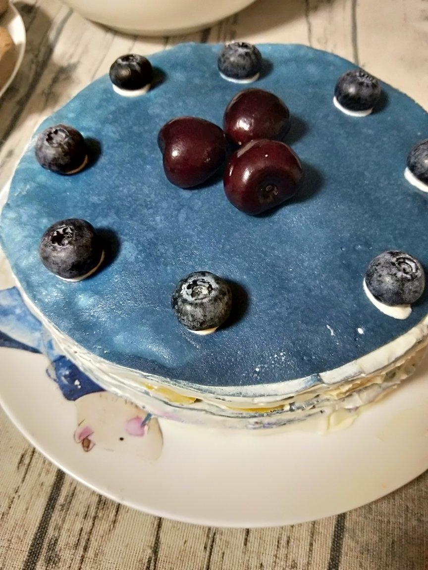 蝶豆花奶油千层蛋糕（一个平底锅搞定的蛋糕）