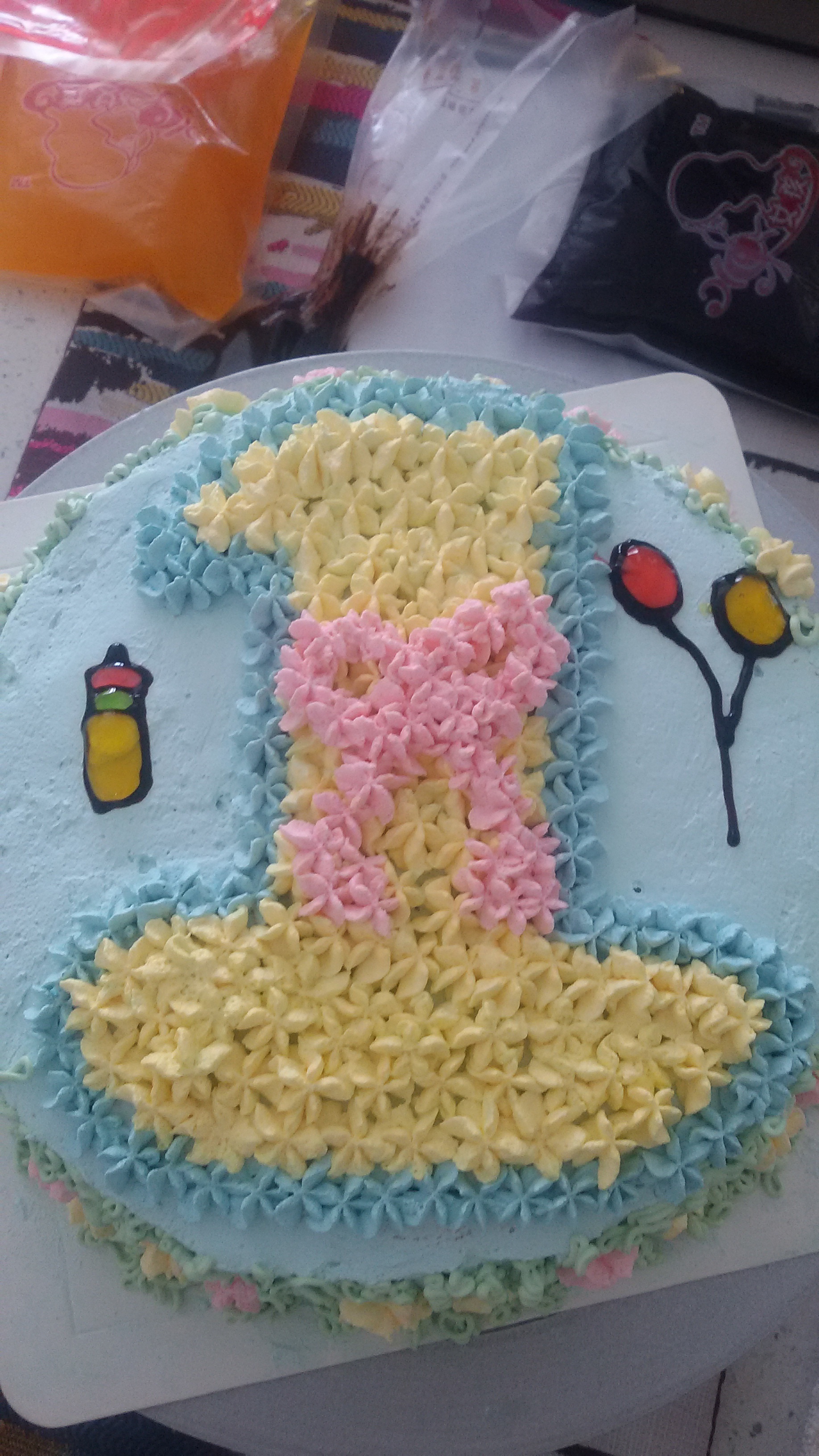 宝贝一周岁生日蛋糕！