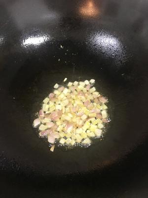 黑松露干酪蘑菇烩饭的做法 步骤2
