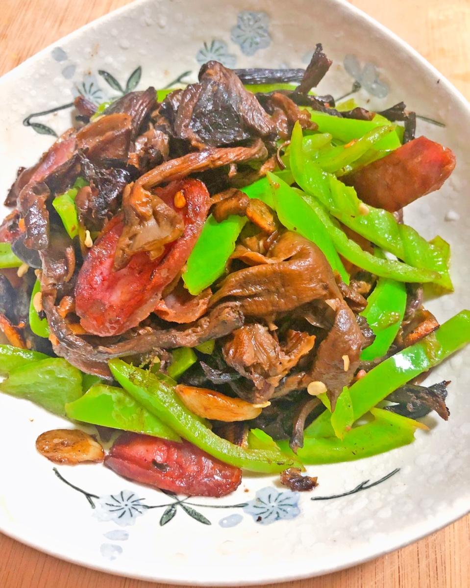 下饭菜榛蘑炒肉