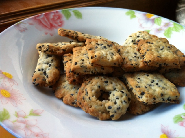 无蛋无奶芝麻饼干