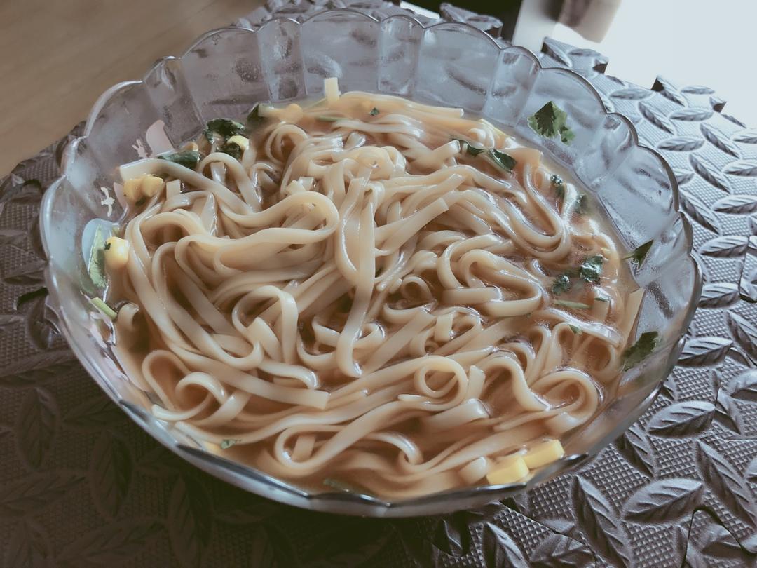 我的一人食：酸汤挂面