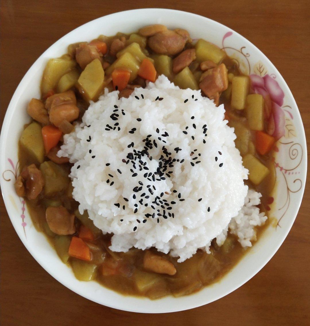 咖喱鸡肉饭