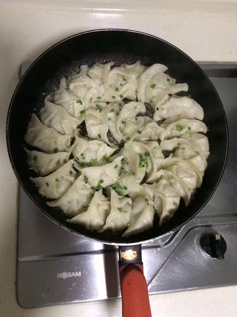 冰花煎饺（蕾丝版）