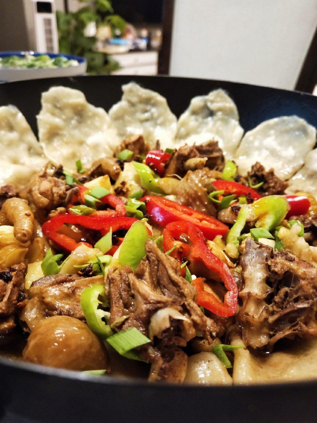 地锅鸡+自制红油【曼食慢语】