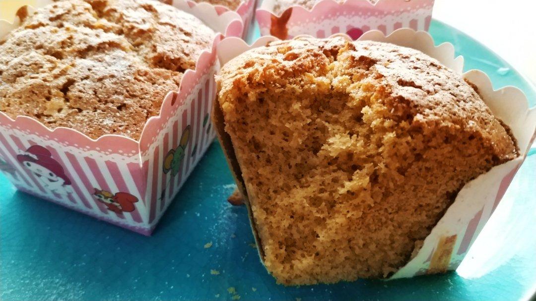 加淡奶油的海绵