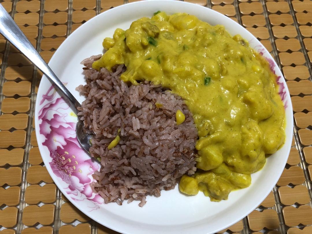 咖喱土豆鸡饭