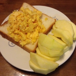 美式炒蛋 scrambled eggs