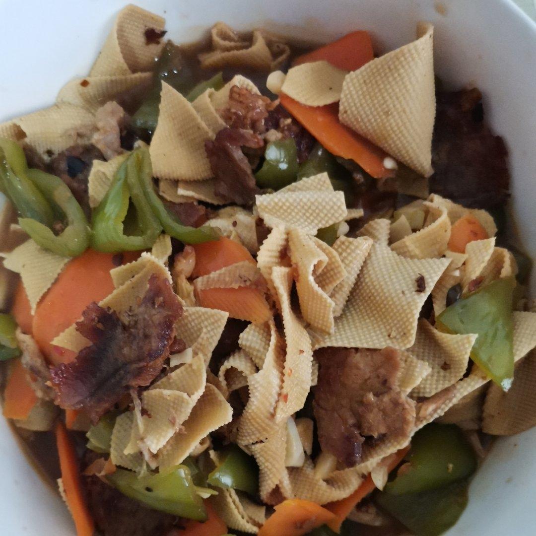 尖椒干豆皮（盖不盖饭都行）