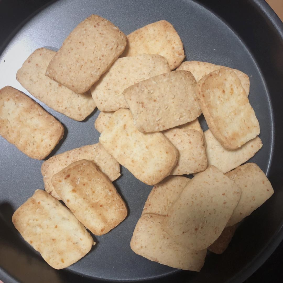 马苏里拉芝士咸味饼干