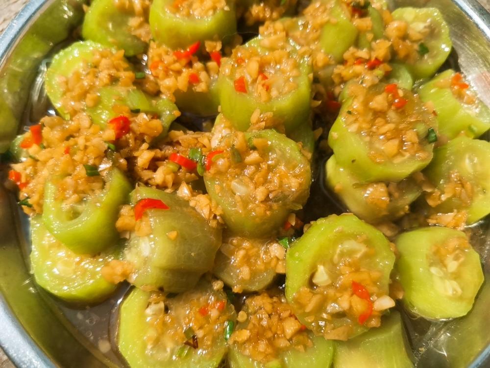 鲜嫩多汁蒸丝瓜