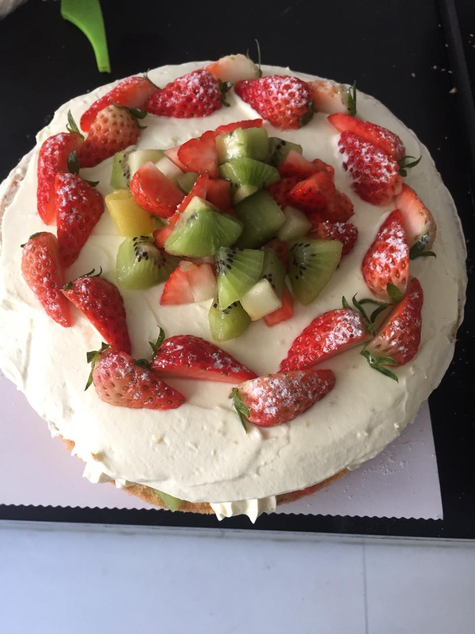 可可草莓裸蛋糕