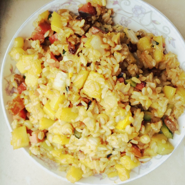 菠萝炒饭