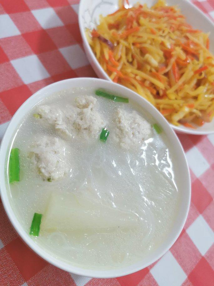 冬瓜粉丝肉丸汤