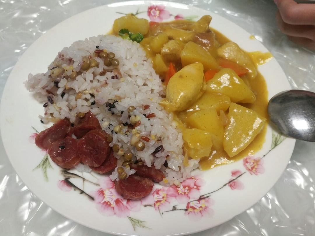 咖喱鸡块饭（百梦多咖喱超级简单版）