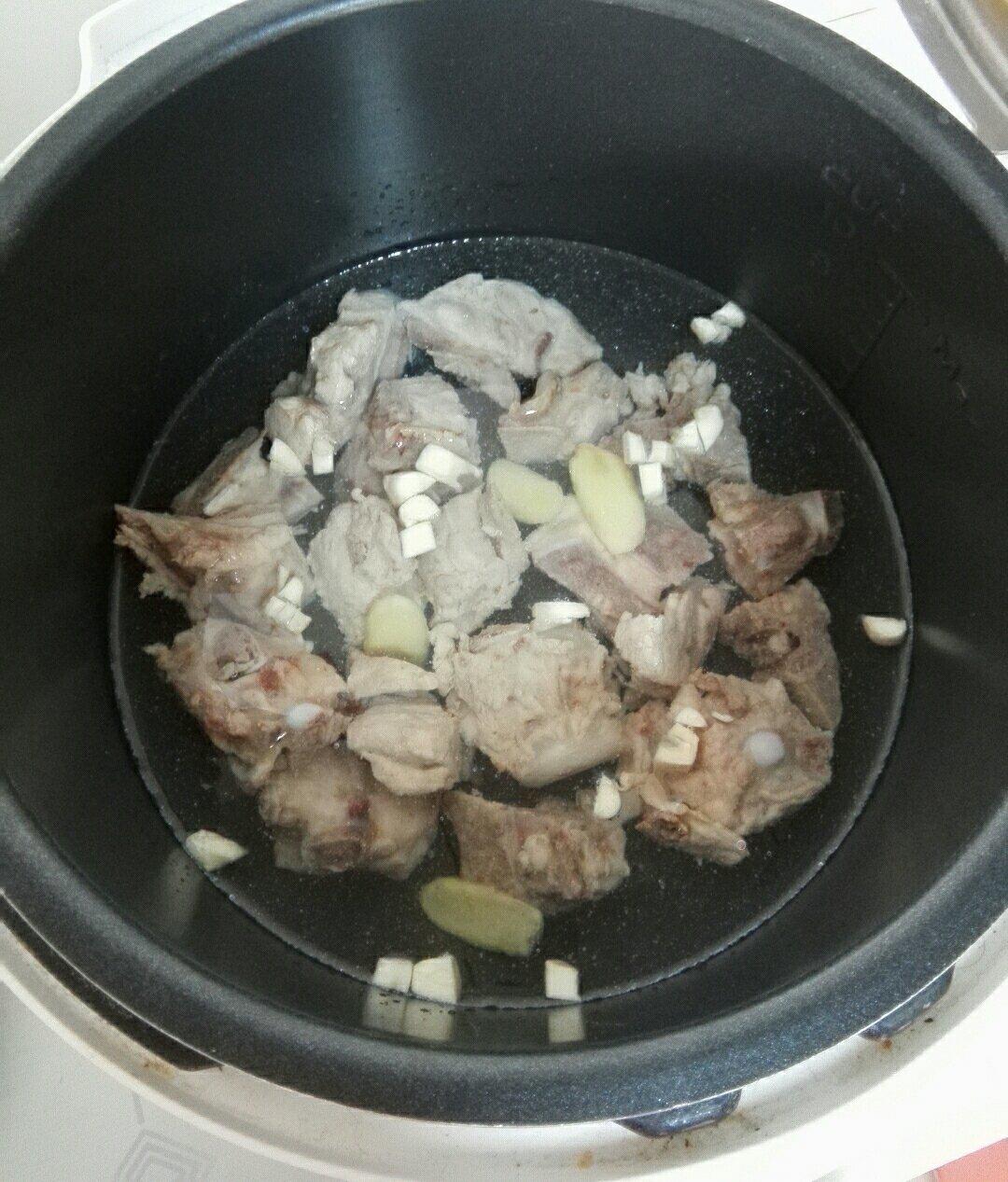 萝卜排骨汤（高压锅版）的做法 步骤2