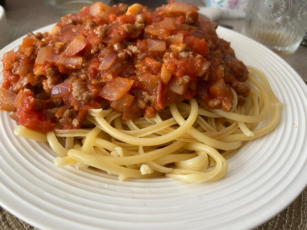 好吃到舔盘的肉酱意粉，超过瘾