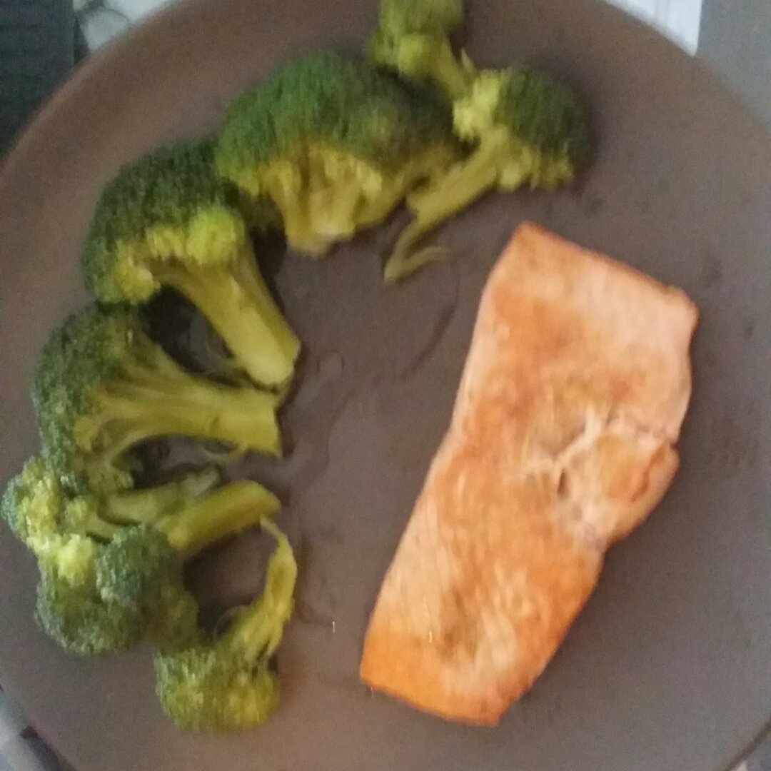 煎三文鱼