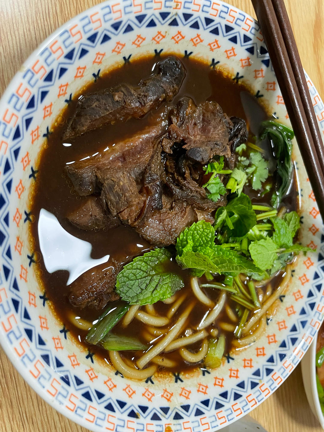 卤牛肉米线