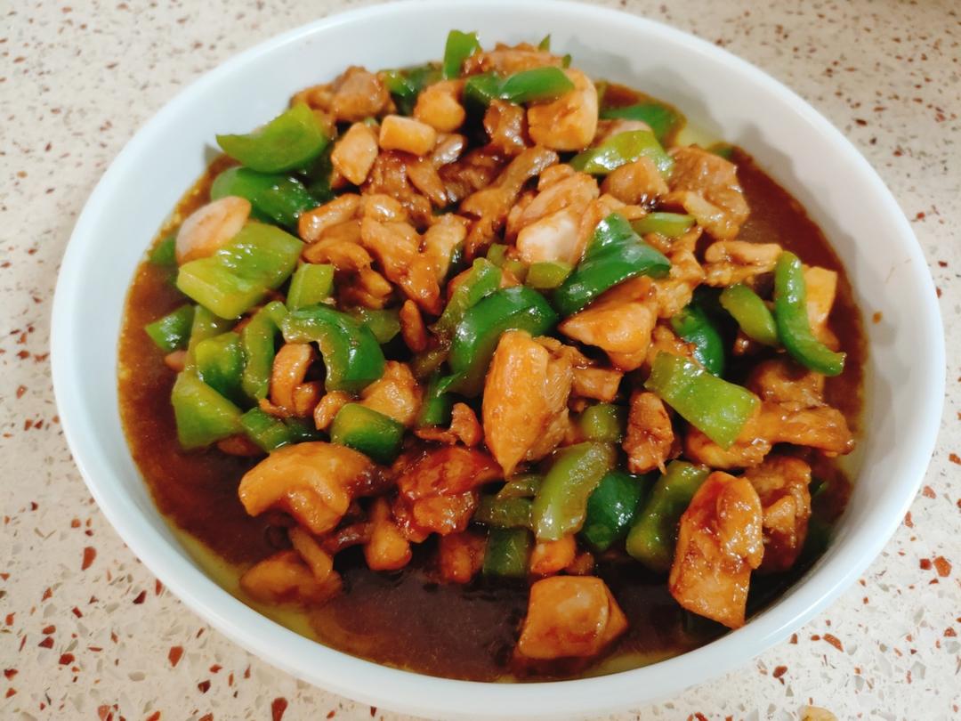 青椒炒鸡腿肉（大厨级别）
