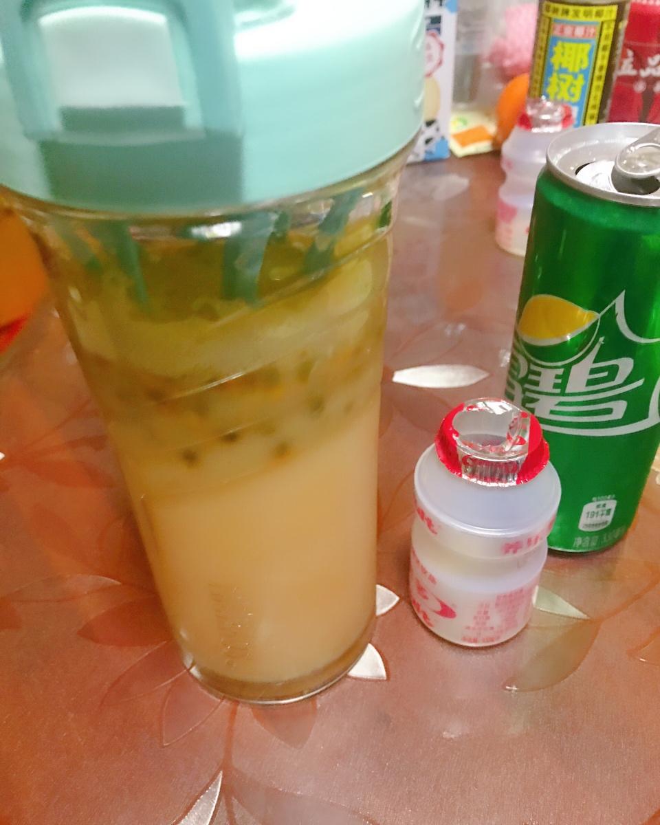 百香果养乐多雪碧