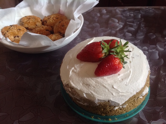 超简单完美戚风蛋糕（6寸2蛋）附打发、翻拌、脱模视频