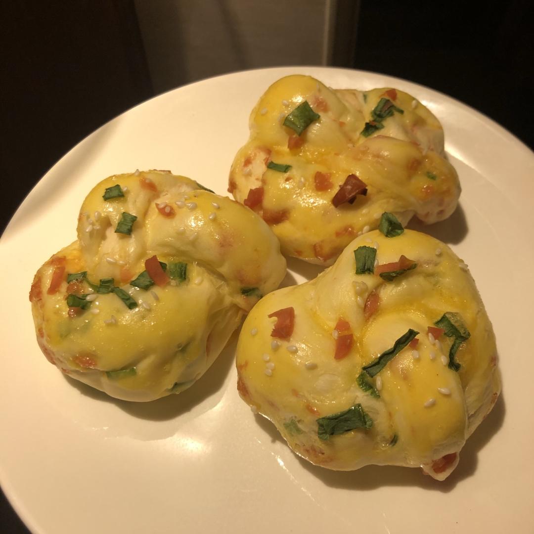 适合新手的通用面包面团（免揉面机、无需揉出膜）