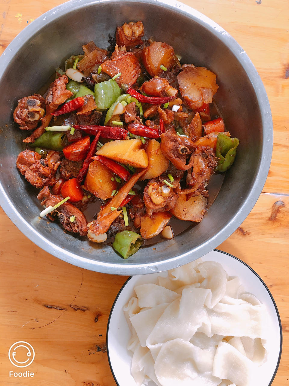 正宗新疆大盘鸡+裤带面