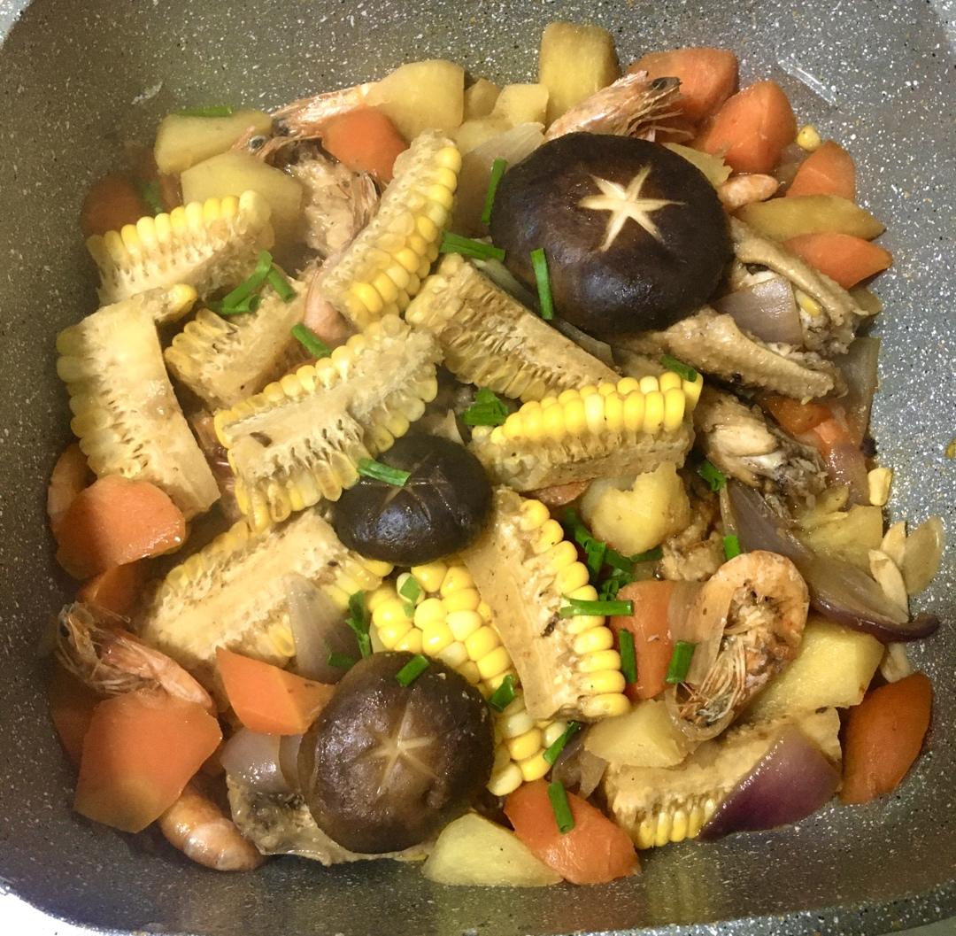啤酒鲜虾鸡翅煲