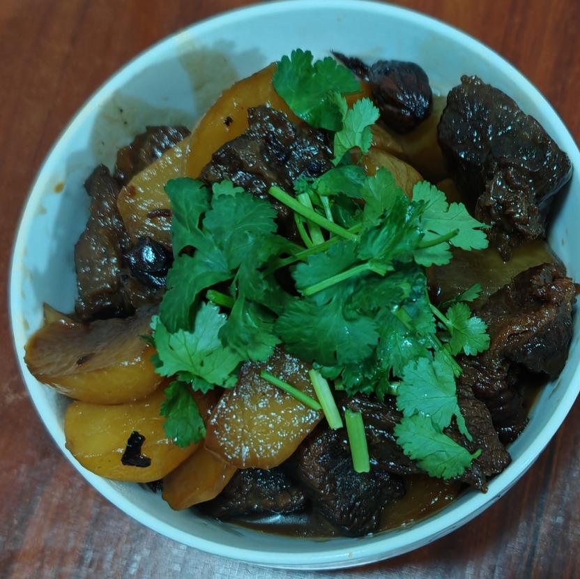 广式萝卜炖牛腩