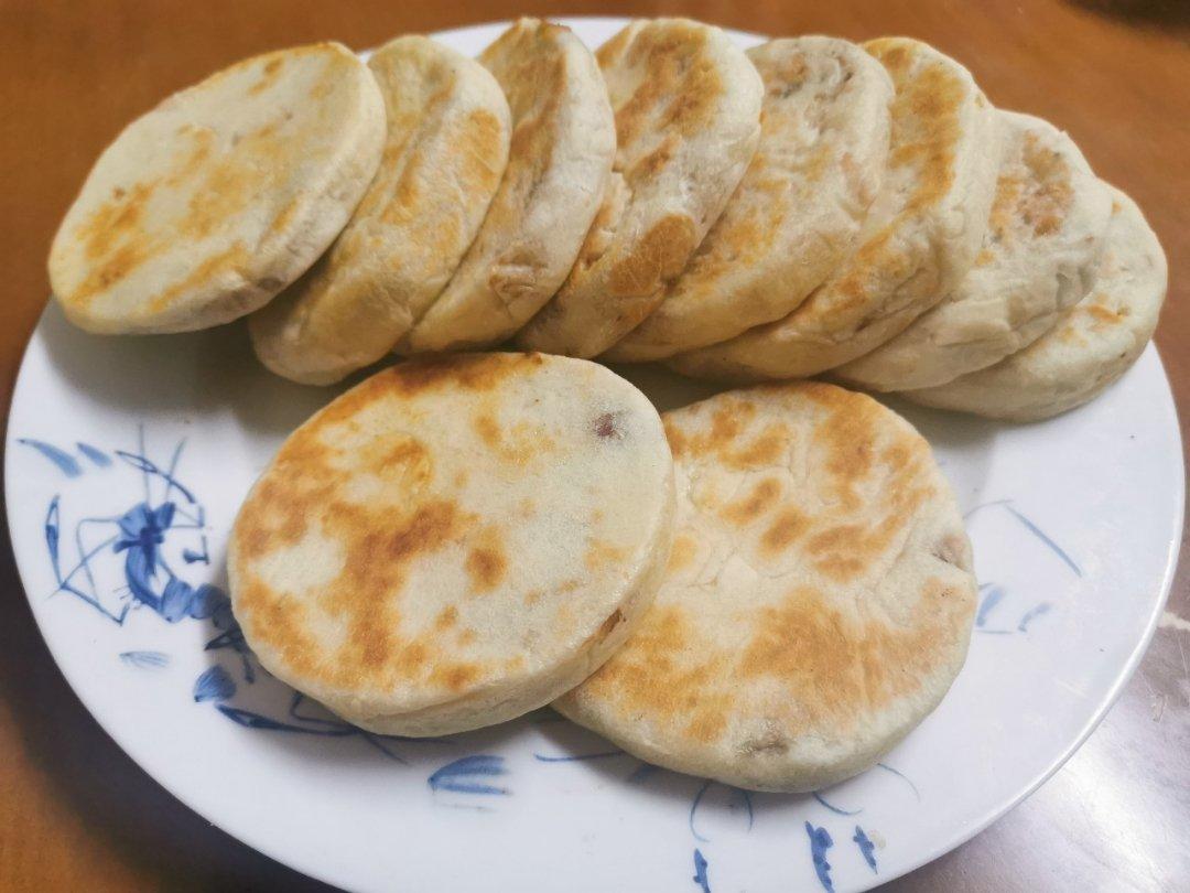 妈妈教做外焦里嫩发面小饼