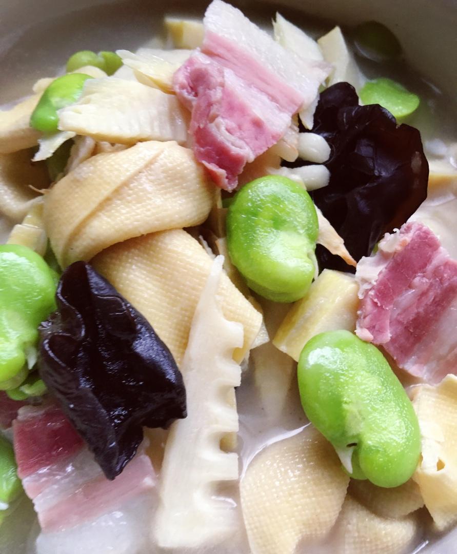 中餐｜浓郁奶白的腌笃鲜（白汤的秘密）