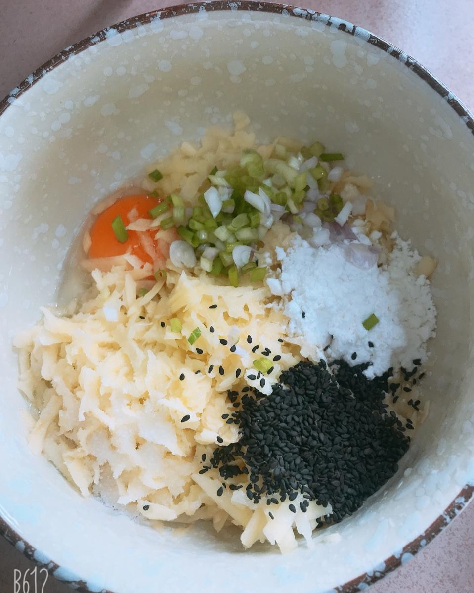 鸡蛋土豆饼