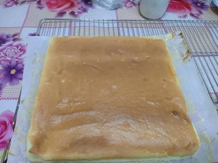 【视频食谱】原味基础蛋糕卷