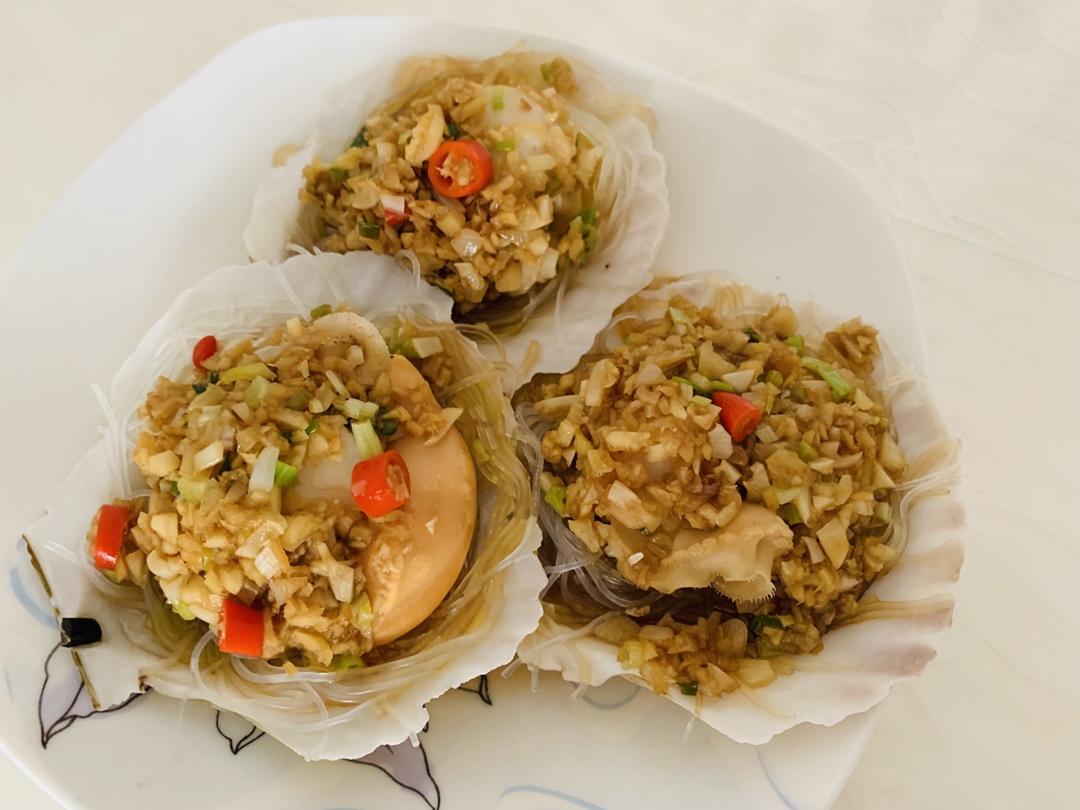 蒜蓉粉丝蒸扇贝