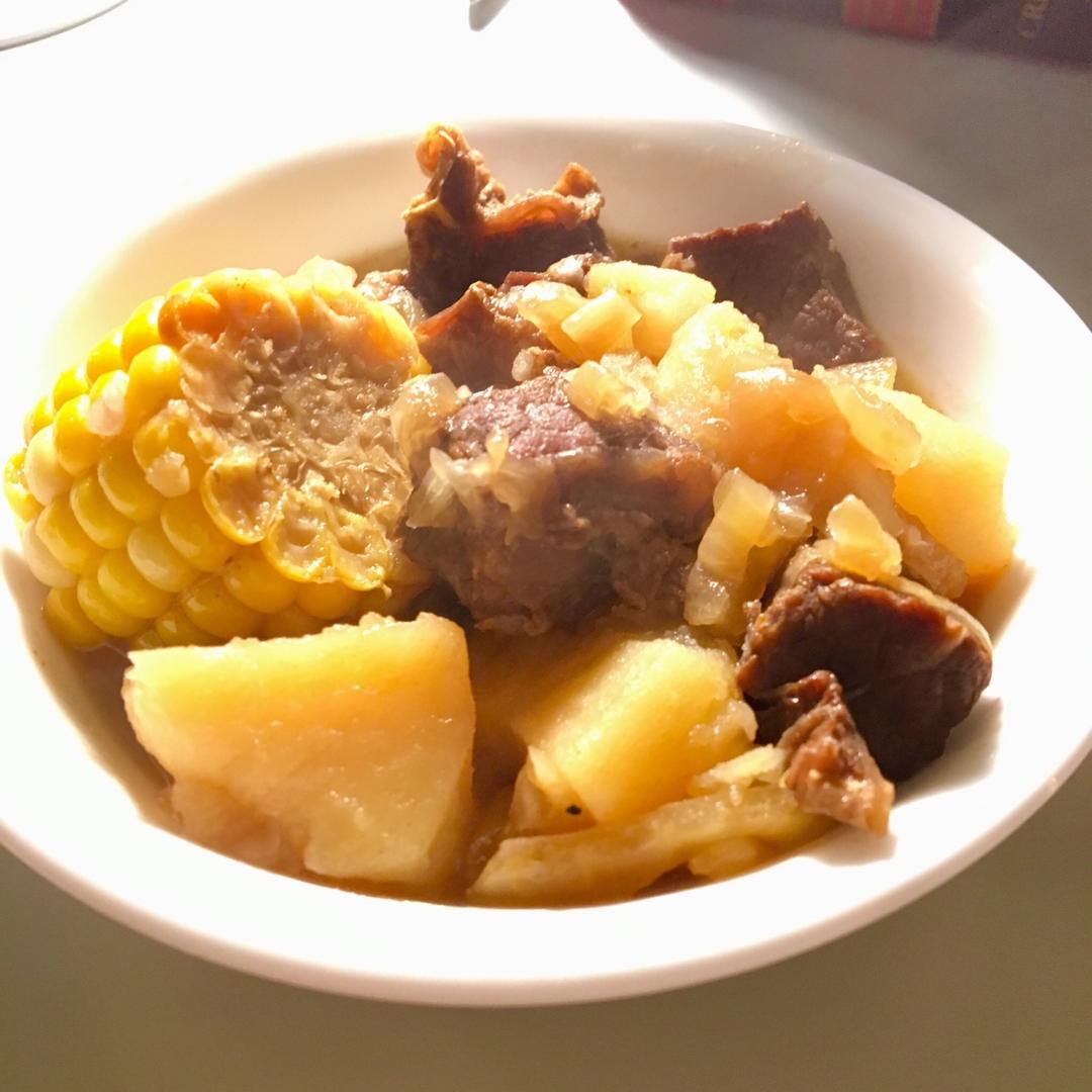 土豆炖牛肉
