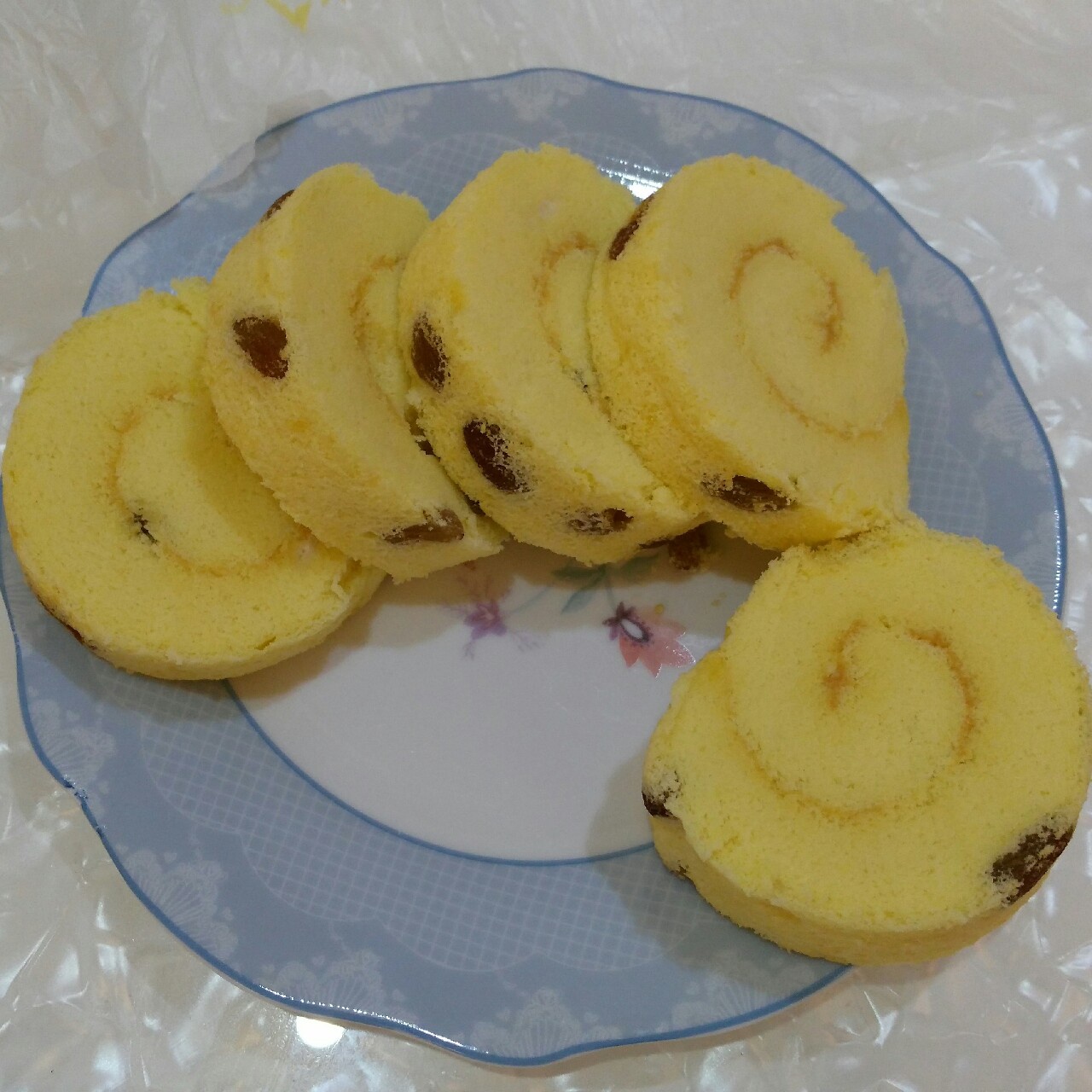 葡萄干蛋糕卷