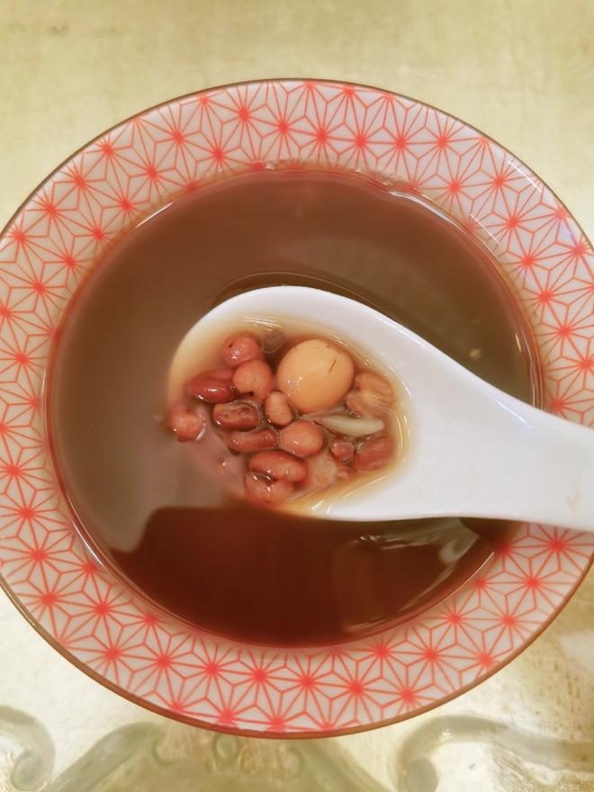红豆薏米冰糖水的做法