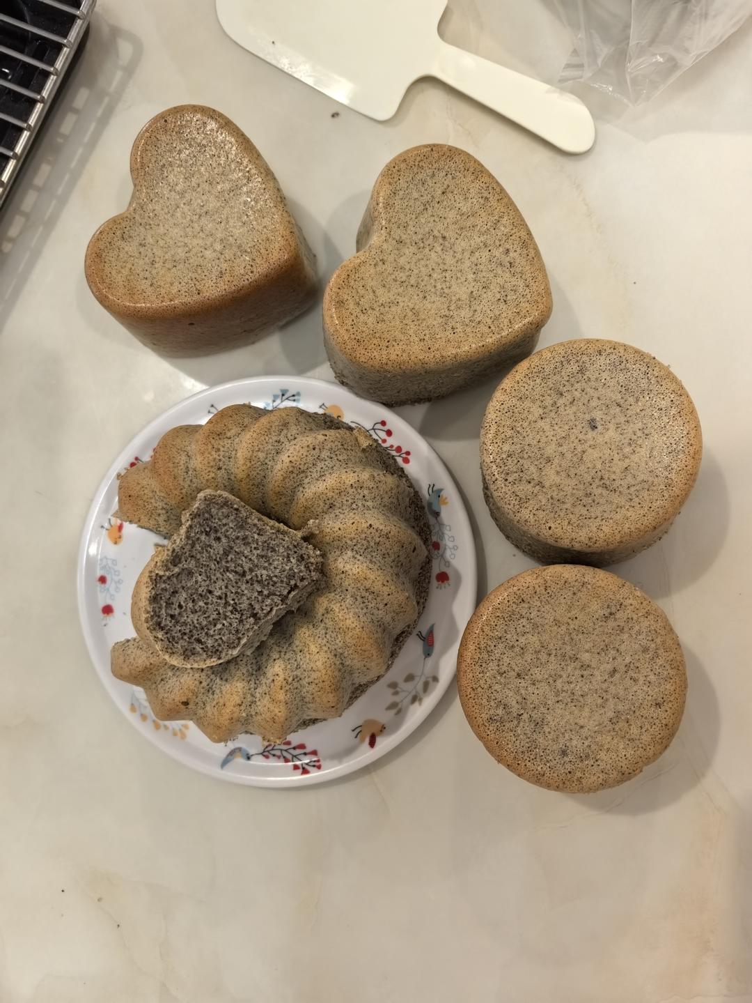 戚风做了上千个，配方只认这一个！黑米粉戚风蛋糕！