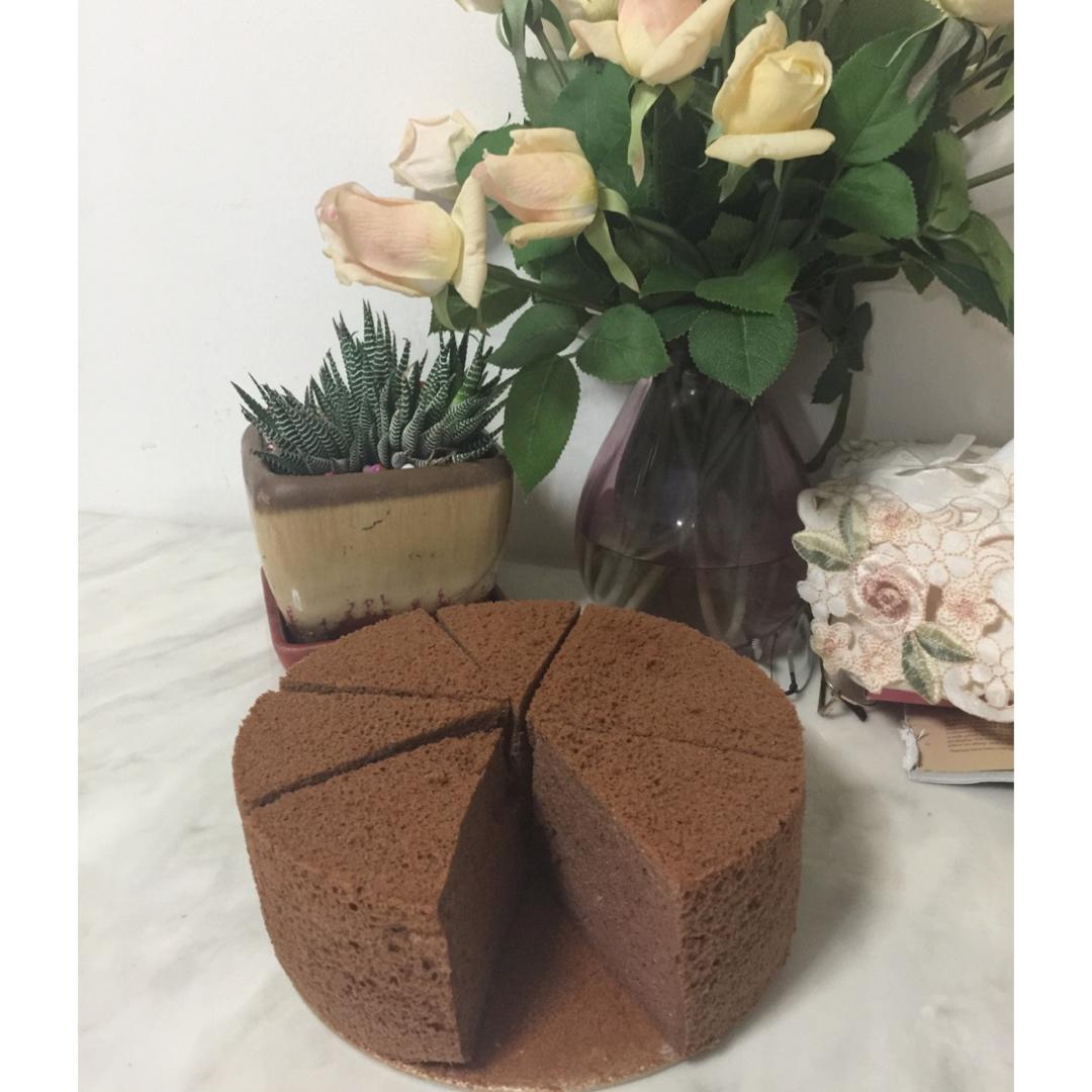 超简单完美戚风蛋糕（6寸2蛋）附打发、翻拌、脱模视频