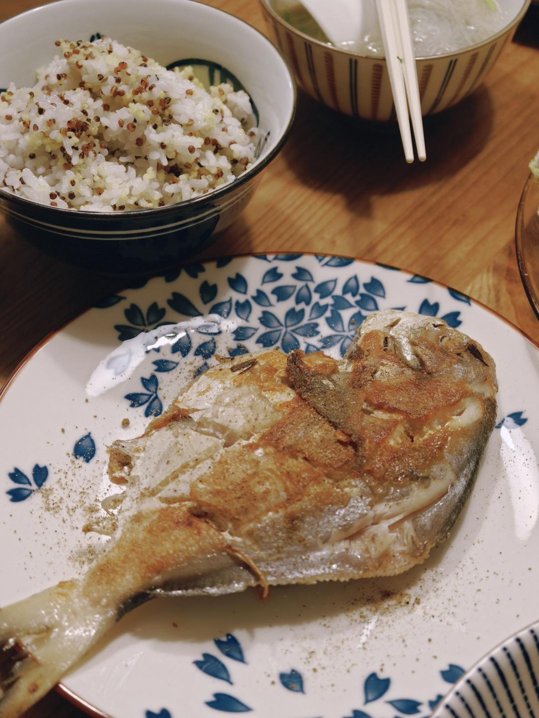 小朋友百吃不厌的香煎金鲳鱼
