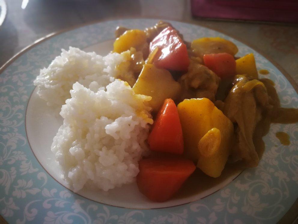 咖喱鸡肉饭