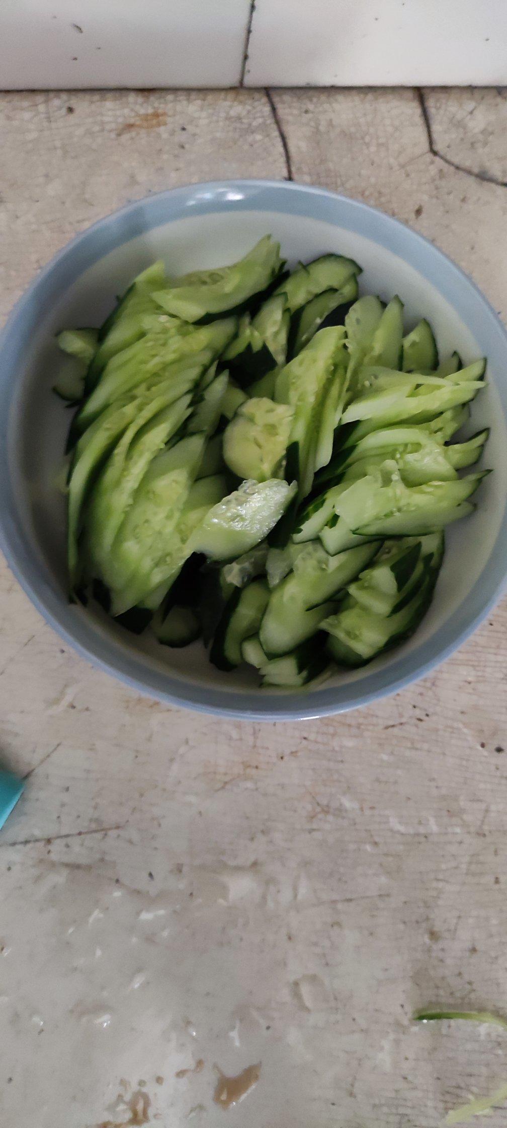 黄瓜炒肉🥳
