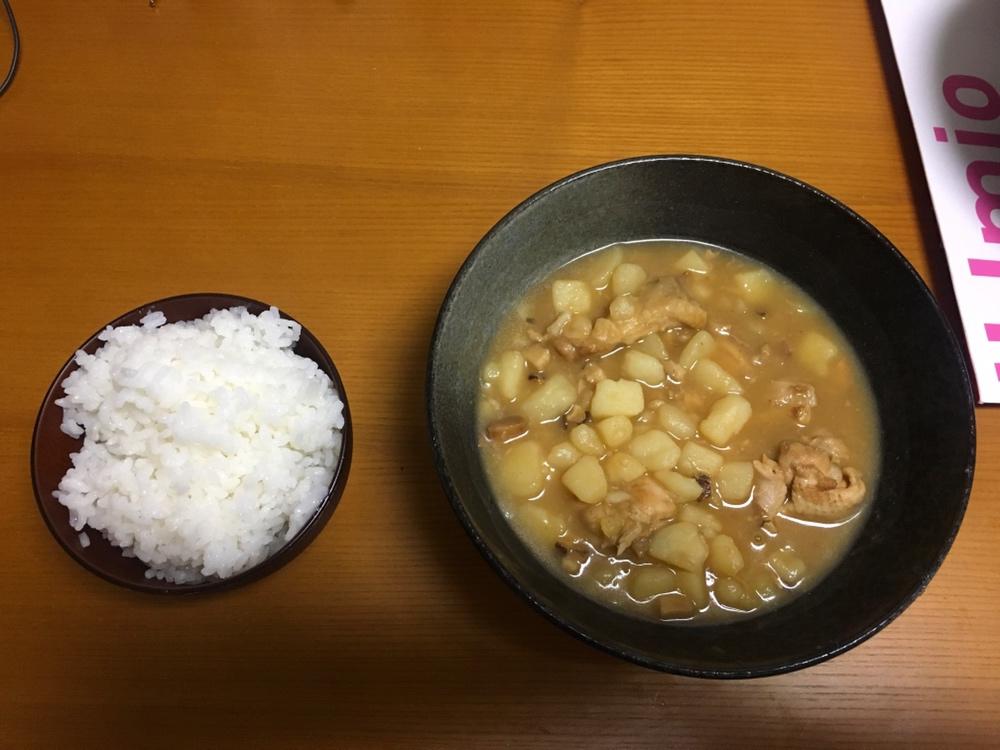 鸡肉炖土豆